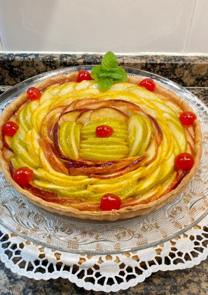 Una foto de Tarta de manzana y mermelada, sin gluten