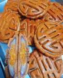 Bánh trung thu khoai môn mochi chà bông trứng muối