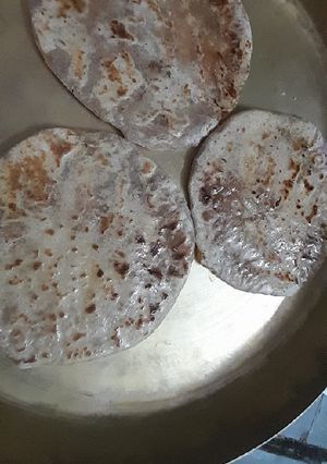 પુરણ પોળી રેસીપી મુખ્ય ફોટો