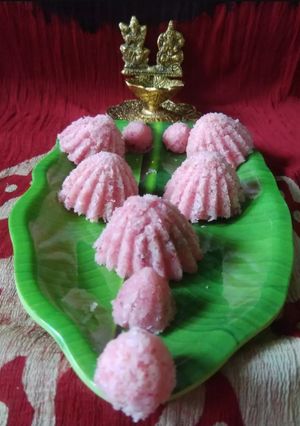 A picture of Rose gulkand modak.