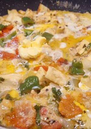 A picture of Paneer Makhni Handi.