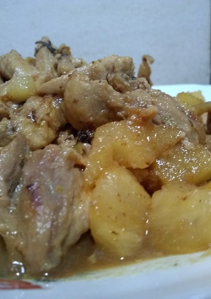 Una foto de Pollo con piña