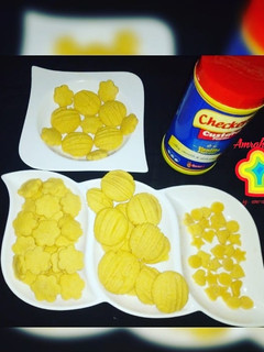 A picture of Custard cookies.