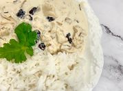 Una foto de arroz basmati con nata