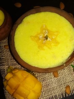मैंगो फिरनी (mango firni recipe in Hindi) रेसिपी मुख्य फोटो