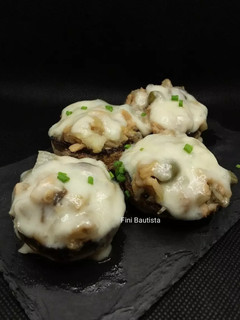 Una foto de Champiñones rellenos de atún
