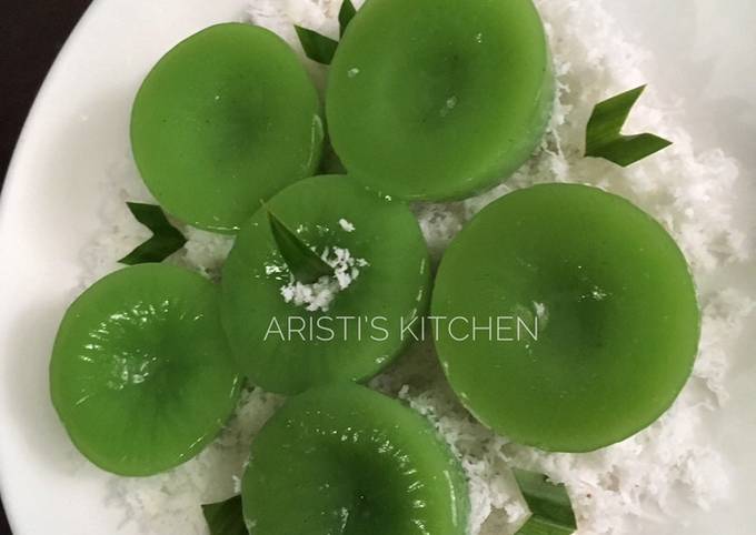 Cara Membuat Kue Ijo Resep Kue Ijo (kue Lumpang) oleh Pratiwi Pramuharsih - Cookpad