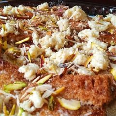 A picture of Shahi tukray.
