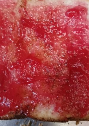 A picture of Bread jam.