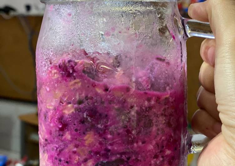 Resep Naga merah overnight oat in a jar Anti Gagal