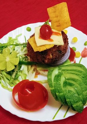 चीज़ी पालक  टिक्की इन ओपन सैंडविच रेसिपी मुख्य फोटो