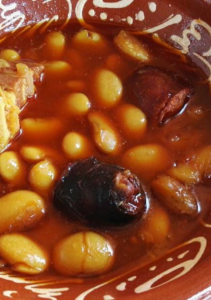Una foto de Fabada asturiana