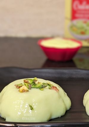 A picture of Kesar Pista Custard Powder Pudding.