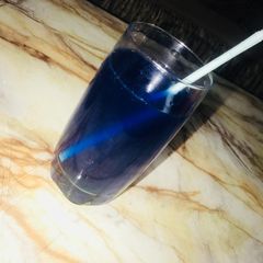 A picture of Lemonade.