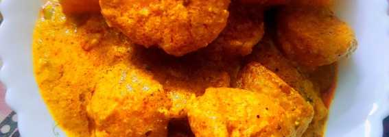 নিরামিষ কাশ্মীরী আলুর দম (Niramish Kashmiri Aloor dum recipe in bengali)