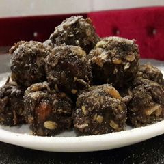 Chocolate Energy balls A picture of Chocolate Energy balls.