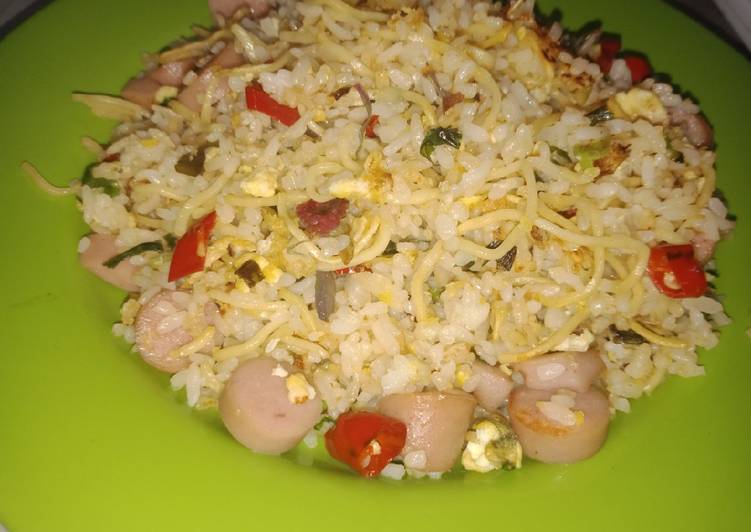 NASI GORENG pedas PELANGI