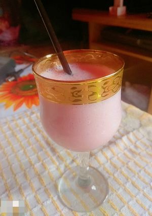 Una foto de Batido de frutilla