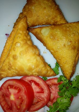 A picture of Mini samosas.