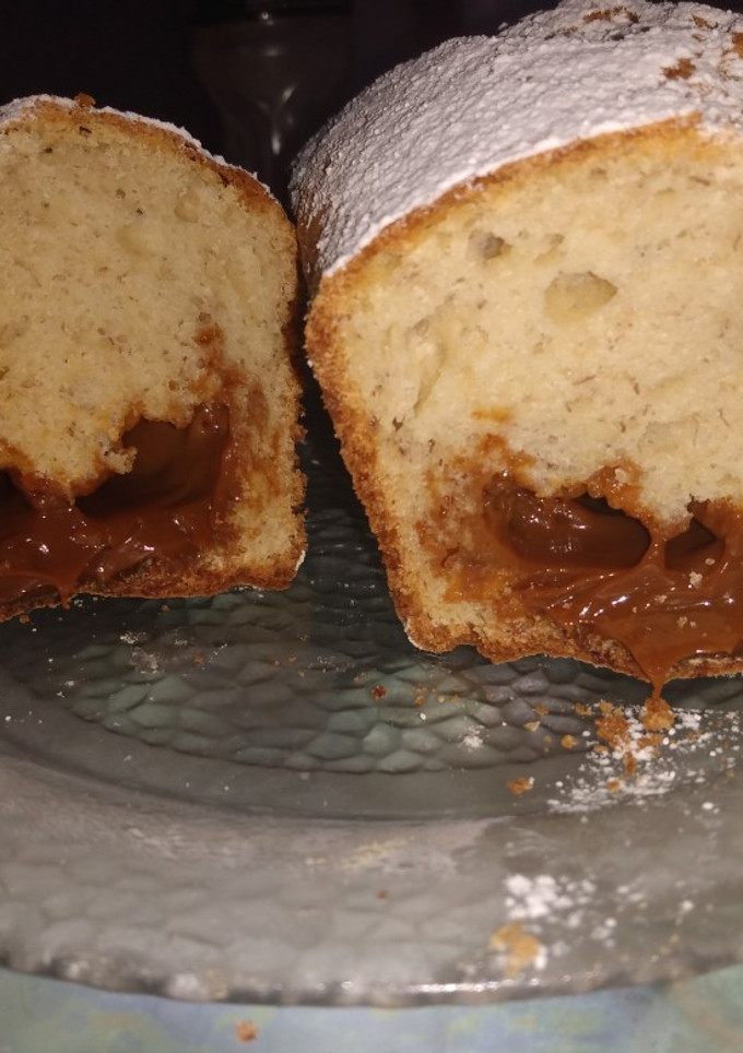 Una foto de Budín de banana relleno con dulce de leche