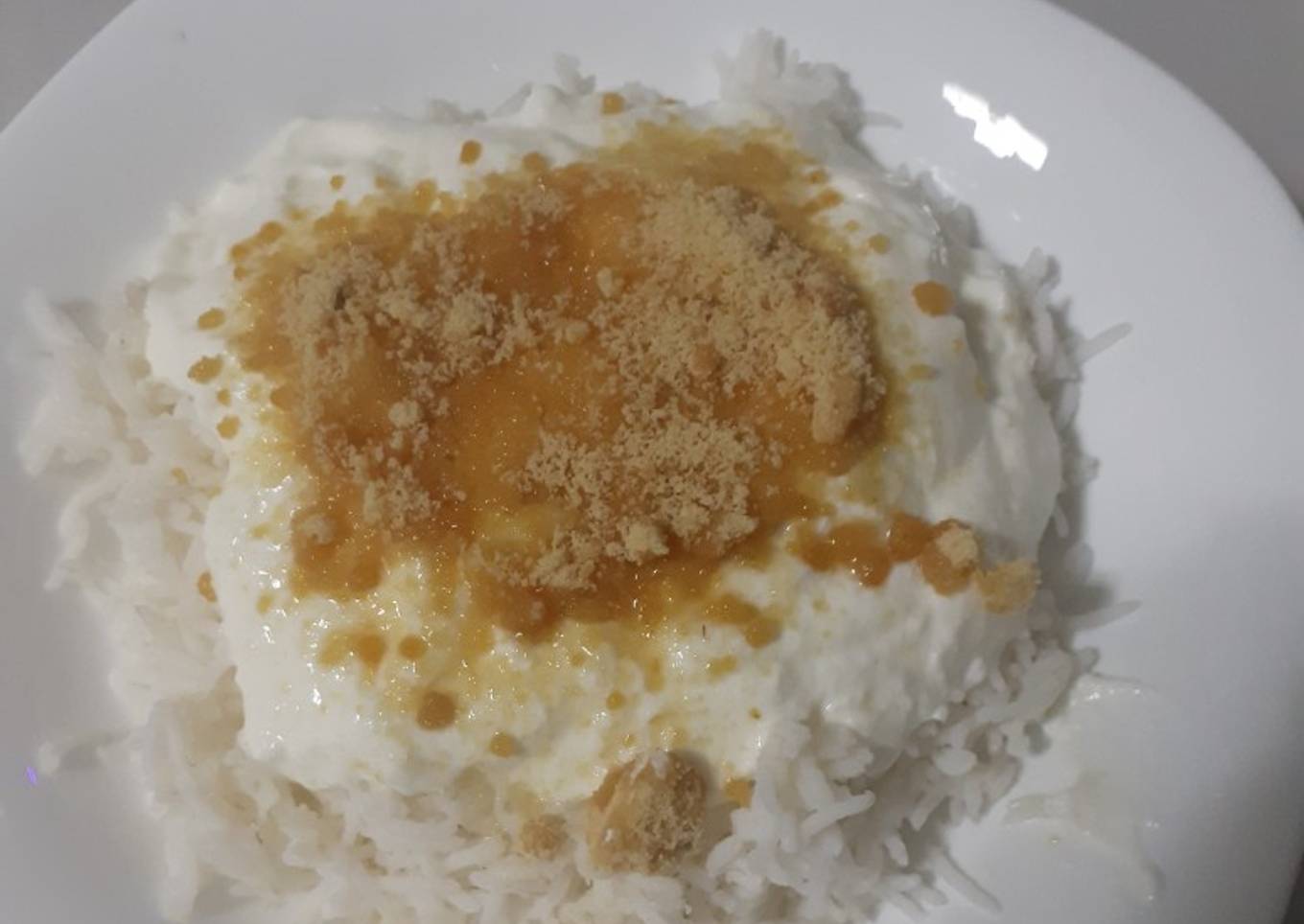 Yogurt rice with cane sugar