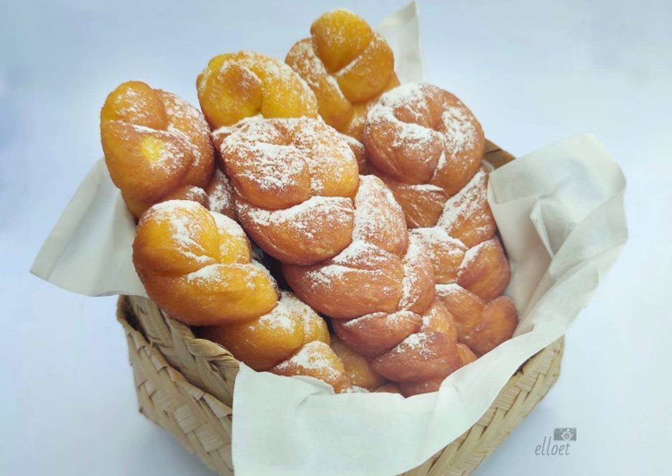 Pumkin Braided Doughnut