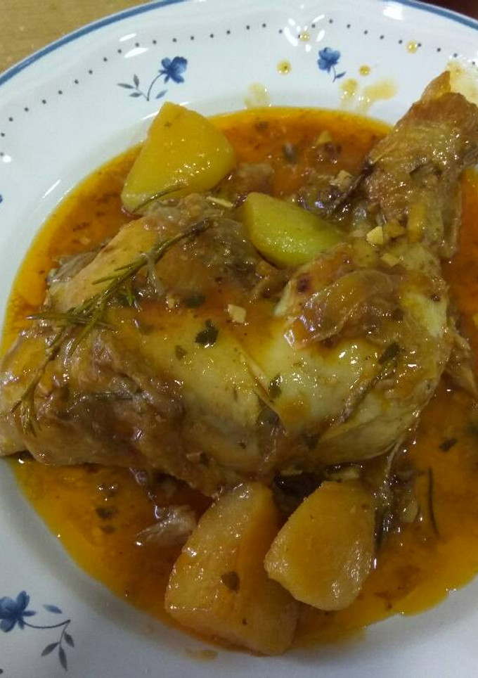 Una foto de Muslos de pollo a la cerveza