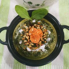 A picture of Lahsuni palak.