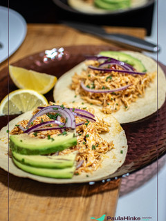 Una foto de Tacos de pollo con especias max mex 🌮