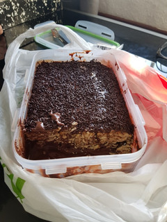 Una foto de Pastel de galletas relleno de ganache