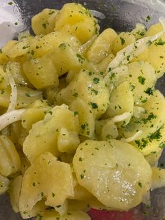 Una foto de Patatas aliñás. Mambo cecotec