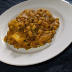 A picture of Beans&Yam porridge.