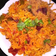 Beetroot pulao A picture of Beetroot pulao.