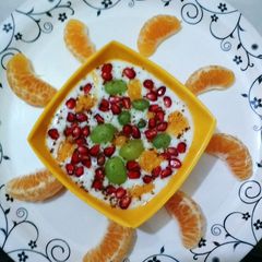 A picture of Fruit raita.
