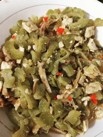 Langkah Gampang Membikin Resep Tumis Pare Teri Tips Anti Pahit yang Uenak Anti Ribet, Lezat Sekali