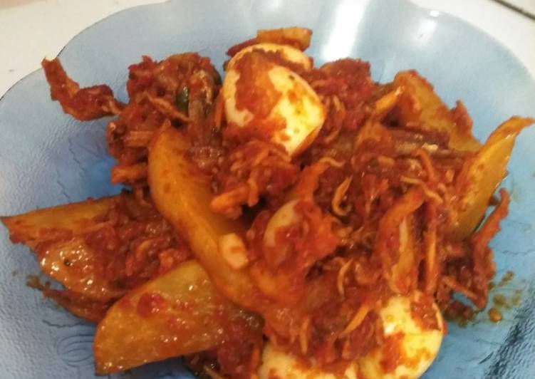 urutan  Balado Kentang, Telur Puyuh, dan Ikan Teri Jadi, Sempurna