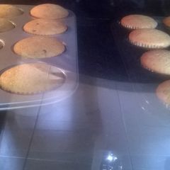 A picture of Very Moist Vanilla Cupcake.