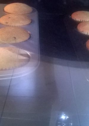 A picture of Very Moist Vanilla Cupcake.