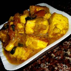 A picture of Paneer masala.
