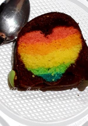 Une photo de ☆Gâteau Surprise Arc-en-ciel☆