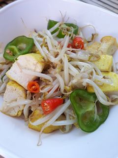 Foto resep Tumis Toge Tahu #Juli23