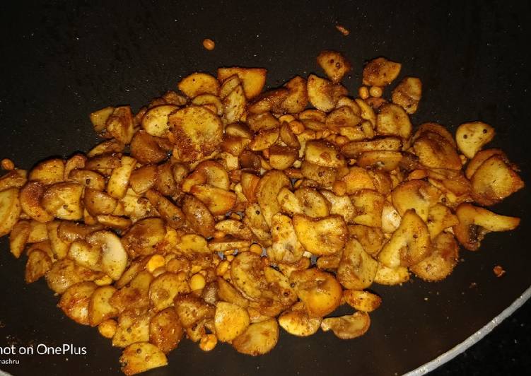 Simple Way to Cook Yummy Mushroom fry