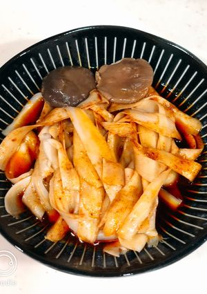 生酮版紅油刀切麵 的食譜成品照片