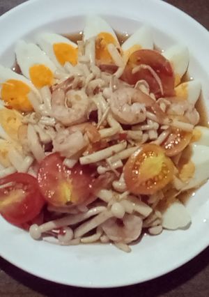 รูปของ ตำเห็ดหิมะขาว,กุ้งสุก,ไข่ต้ม,ปลาร้าหอม- คีโต