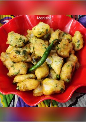 A picture of Spicy Urad Dal Bonda.