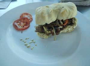 Una foto de Sandwitch de confit de pato