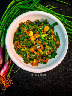 A picture of Spring Onion Subji / Khariyu.