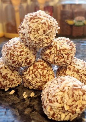 A picture of Chocolate Protein Balls.