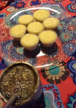 Una foto de Cupcakes húmedos de 🍋 ideales para el matecito 😄