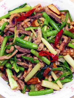 【厚生廚房】客家小炒 的食譜成品照片
